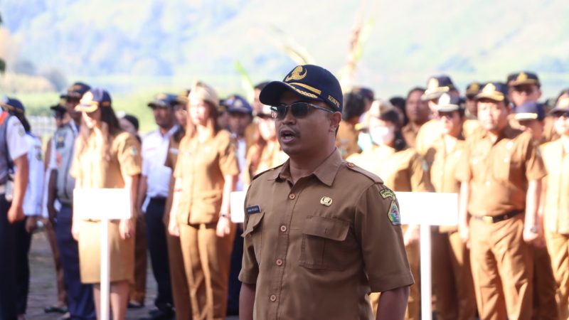 Perdana Setelah Dilantik, Bupati Dan Wabup Pimpin Apel Gabungan, Vandiko: Tingkatkan Kreatifitas Dan Gali Segala Potensi Yang Ada Untuk Kesejahteraan Masyarakat