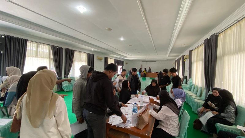 Antusiasme Masyarakat Aceh Barat Dalam Mengurus Kartu AK1 atau Kartu Pencari Kerja Meningkat Tajam