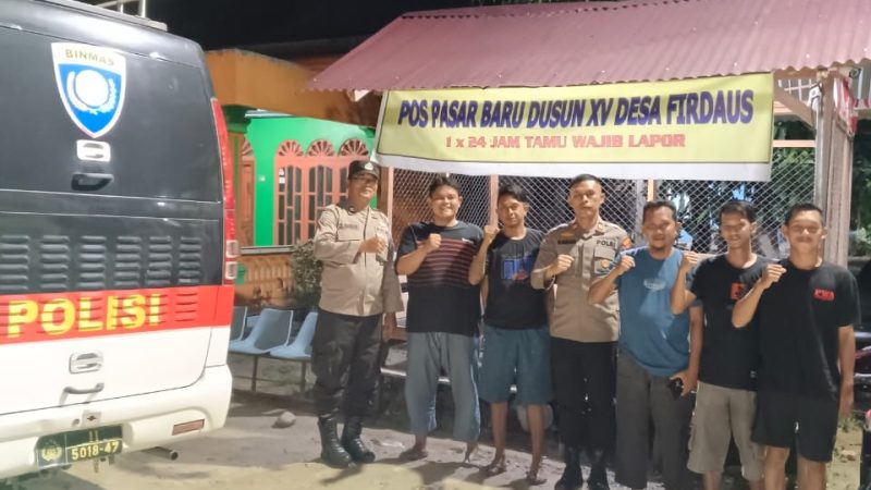Polres Sergai Tingkatkan Patroli Malam Tinjau Sat Kamling Desa Firdaus