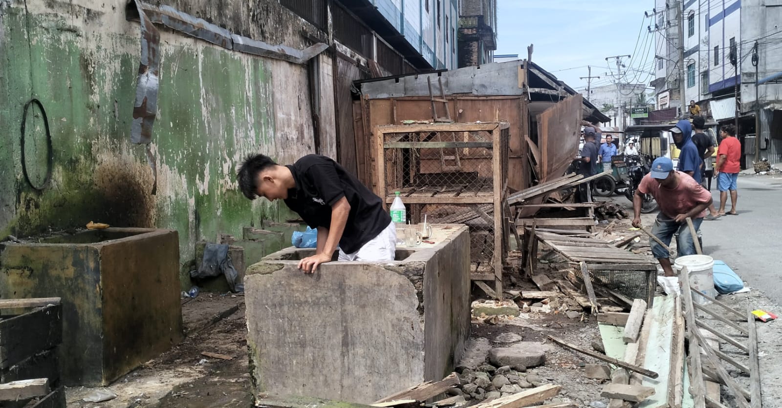 Pendekatan Humanis Satpol PP Sergai, Akhirnya Pedagang Bongkar Kios Secara Mandiri