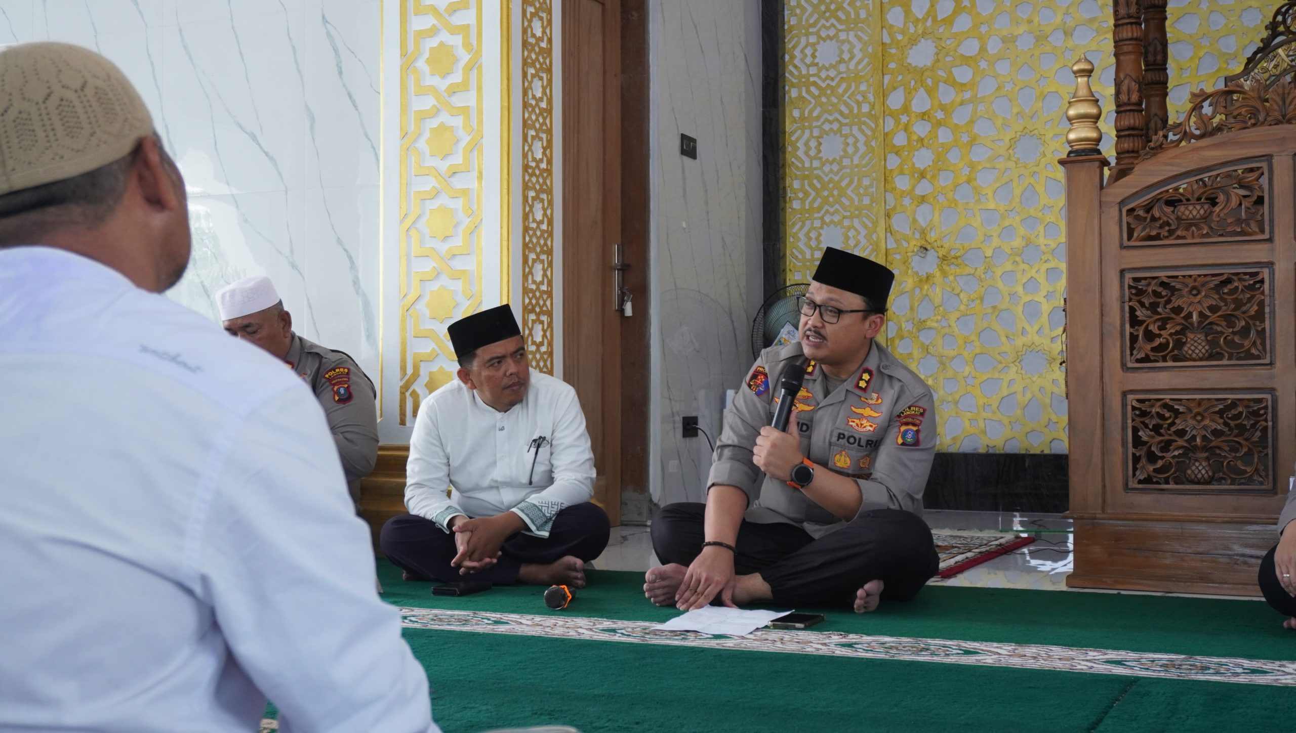 Kapolres Langkat Sapa dan Dengarkan Curhatan Warga Kelurahan Stabat Baru