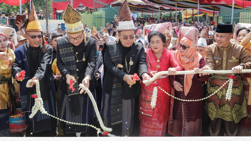 Wali Kota Pematangsiantar Resmikan Monumen Raja Sang Naualuh Damanik : Wujud Kepedulian Pemko Pematangsiantar Terhadap Kearifan Lokal Sejarah dan Budaya