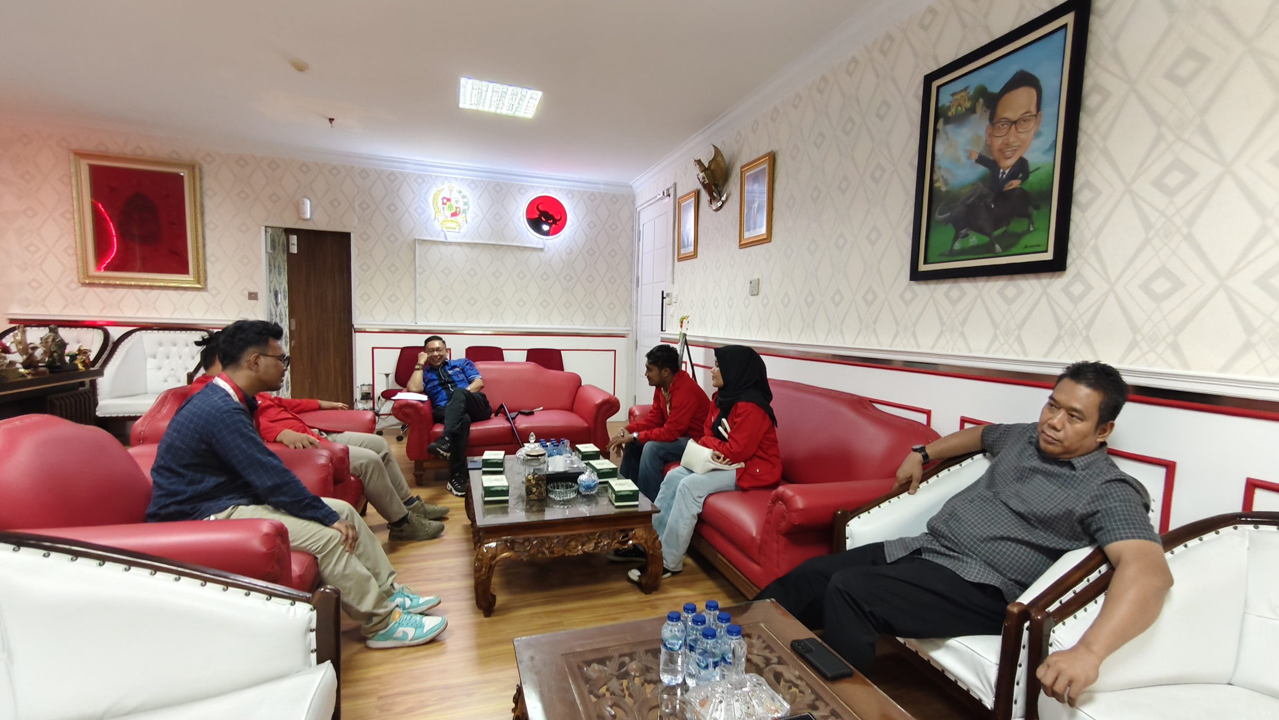 Ketua DPRD Medan Terima Audensi Mahasiswa GMNI USU