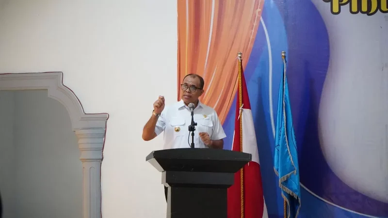 Hadiri Capping Day Akbid Langkat, Pj. Bupati Faisal Hasrimy: Layani Masyarakat dengan Senyuman