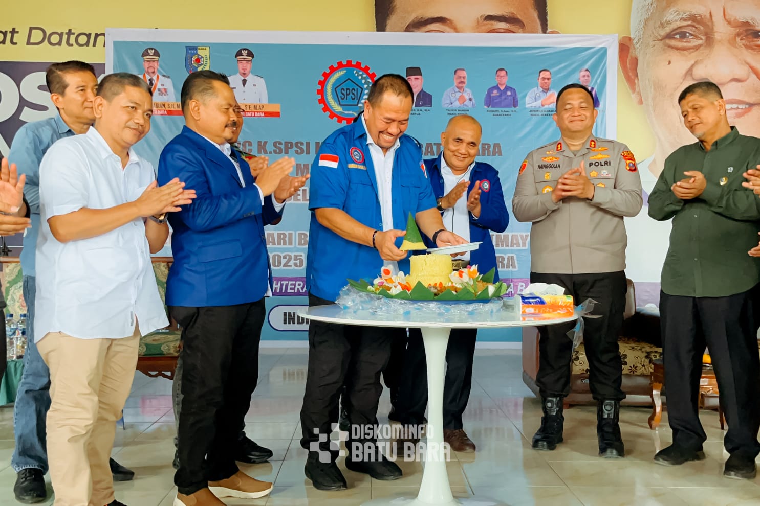 Peringati Hari Buruh, Bupati Baharuddin Siagian Berharap Solidaritas Antar Pekerja dan Perusahaan Semakin Meningkat