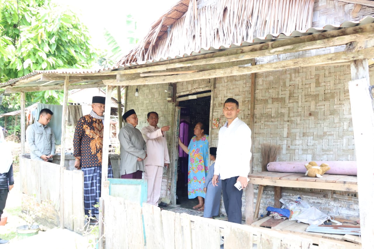 Lama Tinggal Menumpang, Darma Wijaya Beri Tanah Peribadi Untuk Bangun Rumah Supiati