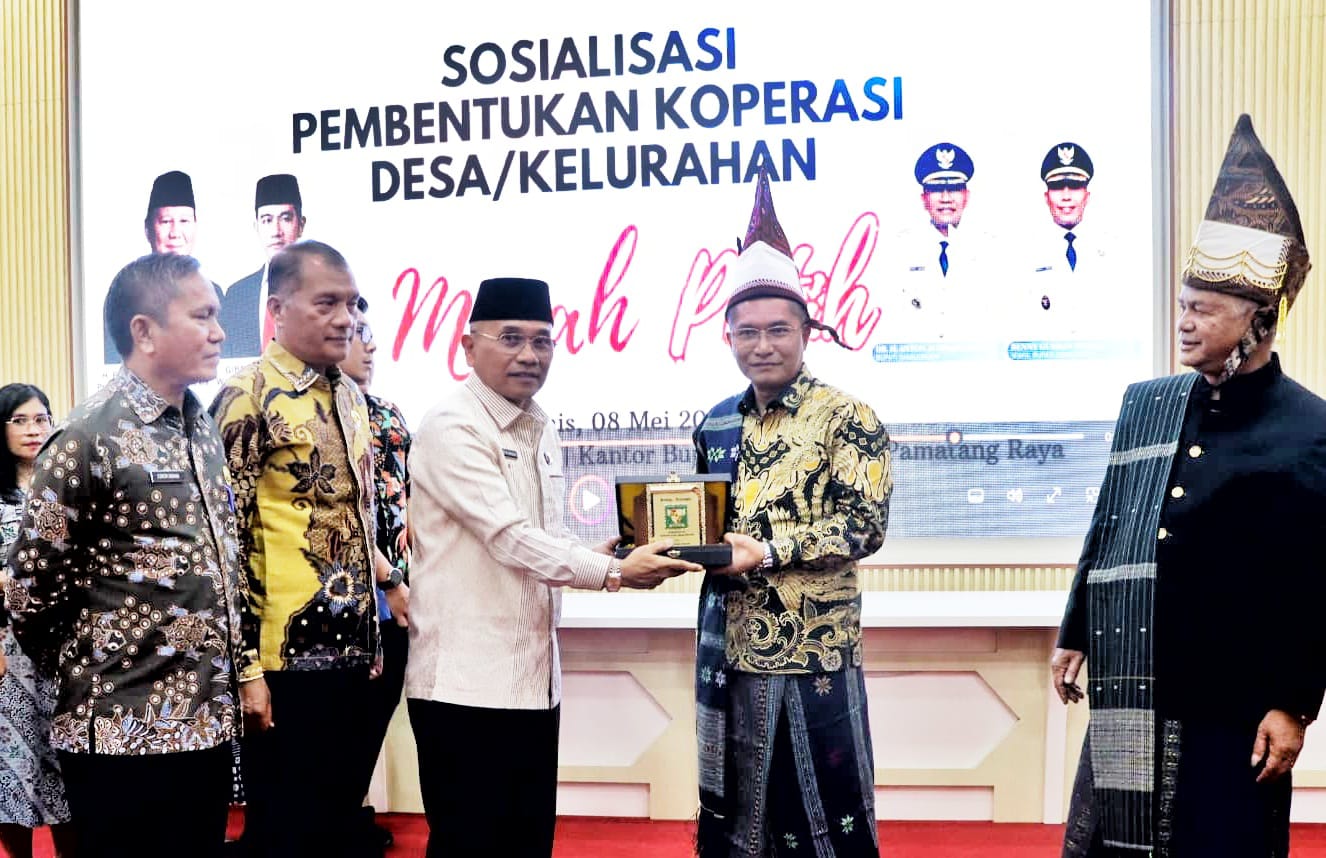 Hadiri Sosialisasi Koperasi Merah Putih, Bupati Simalungun: “Mari kita wujudkan koperasi desa yang sehat, mandiri, dan berpihak pada rakyat”