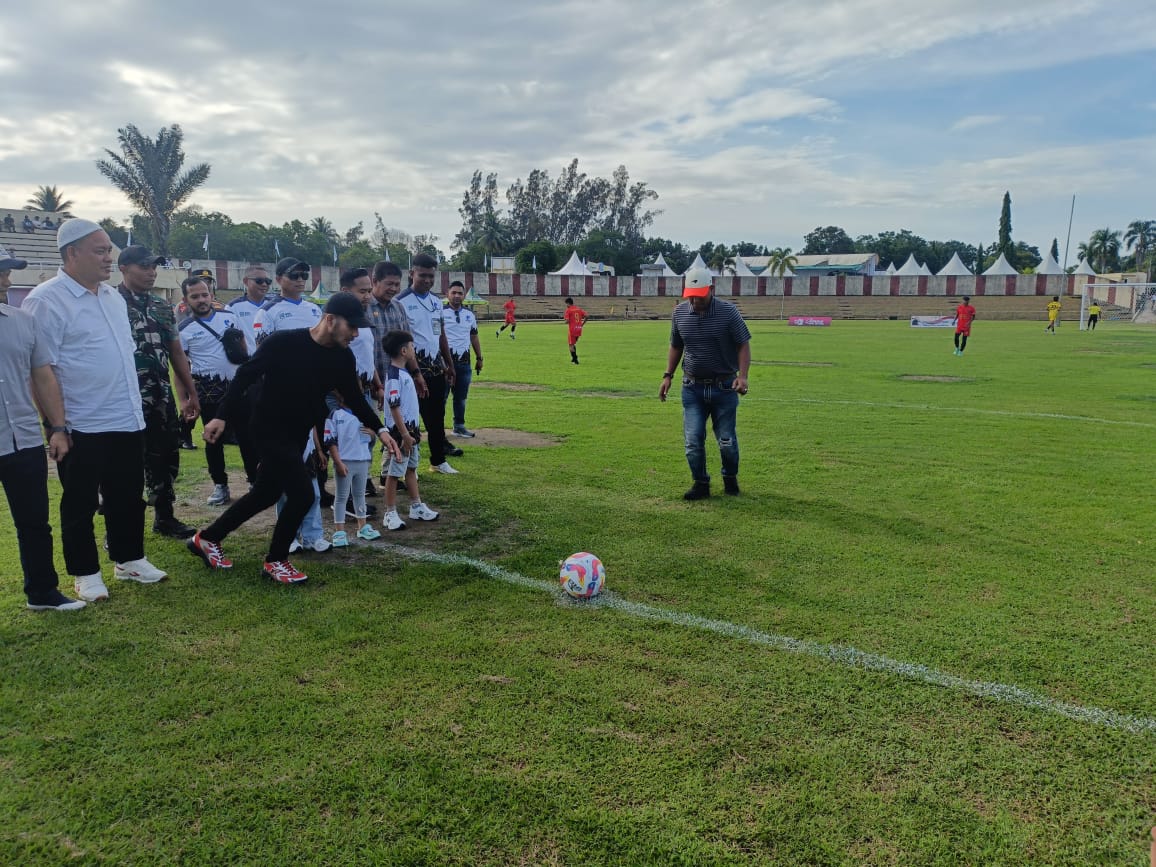 Turnamen Apotik ZID Jilid II Resmi Dibuka, Dewantara FC Menang Dramatis Lewat Adu Penalti