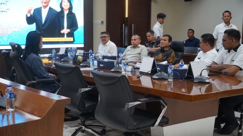 Wagub Fadhlullah Bahas TPST Blang Bintang dan Banjir Subulussalam di Kementerian PU