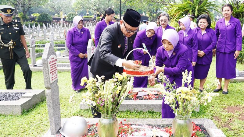 Gubernur Lemhannas RI Pimpin Ziarah ke TMP Kalibata Jaksel