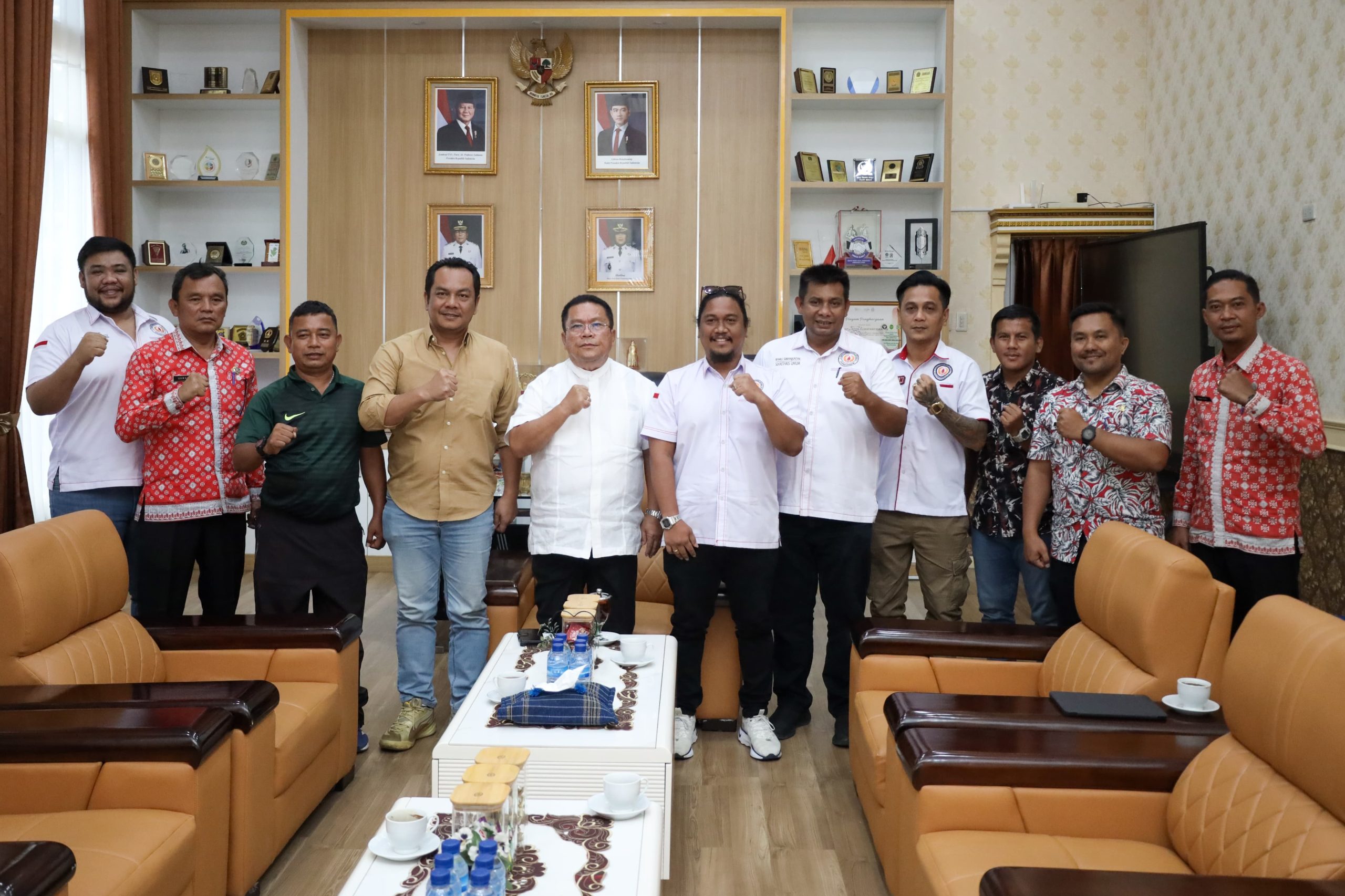 Wali Kota Pematangsiantar Wesly Silalahi SH MKn. Wesly Sambut Kehadiran Pengurus KONI Siantar