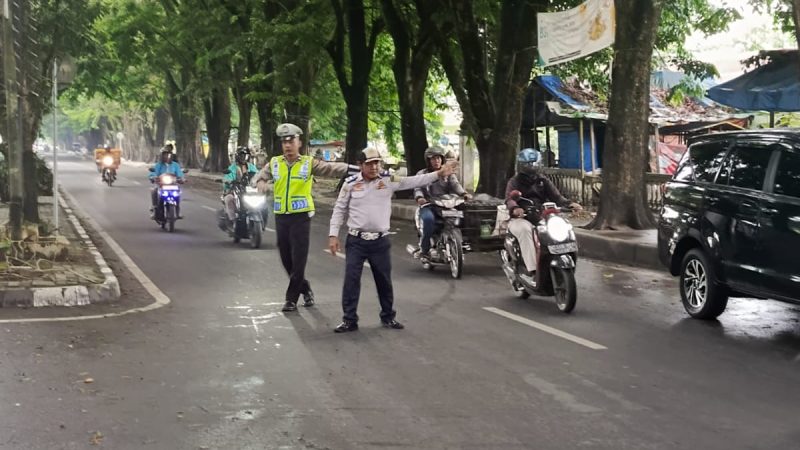 Untuk Kelancaran Lalu Lintas Satlantas Polres Langkat Laksanakan Strong Point