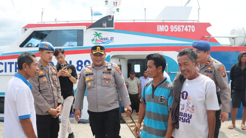 Dua Nelayan Nias Selatan yang Hilang di Laut Akhirnya Ditemukan Selamat, Kapolres Hadir Memimpin Langsung Penjemputan