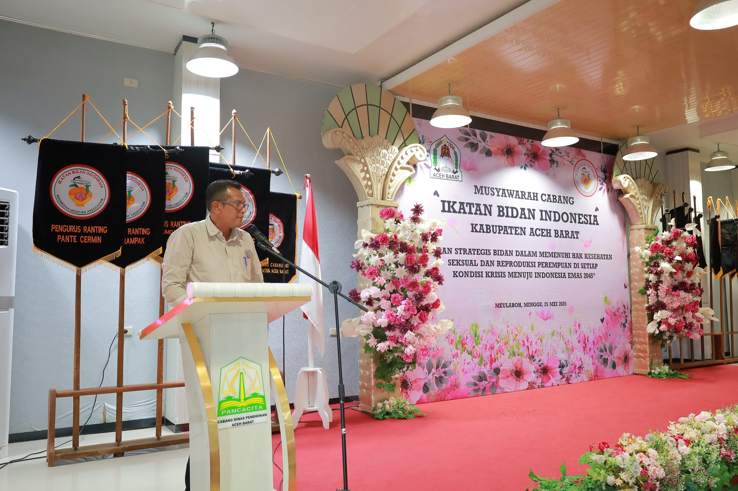 Bupati Aceh Barat di Wakili Kepala Dinas Kesehatan Cut Hasanudin, Membuka Musyawarah Cabang Ikatan Bidan Indonesia (IBI) ke-11 Kabupaten Aceh Barat