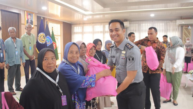 Lapas Cipinang dan Dharma Wanita Persatuan Kembali Gelar Bakti Sosial, Perkuat Kepedulian terhadap Masyarakat Sekitar