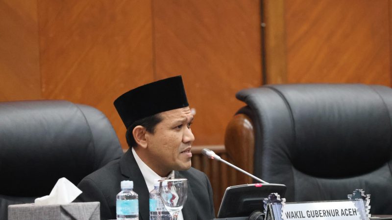 Wagub Hadiri Rapat Penyampaian Rekomendasi DPRA Terkait LKPJ 2024, Siap Tindaklanjuti