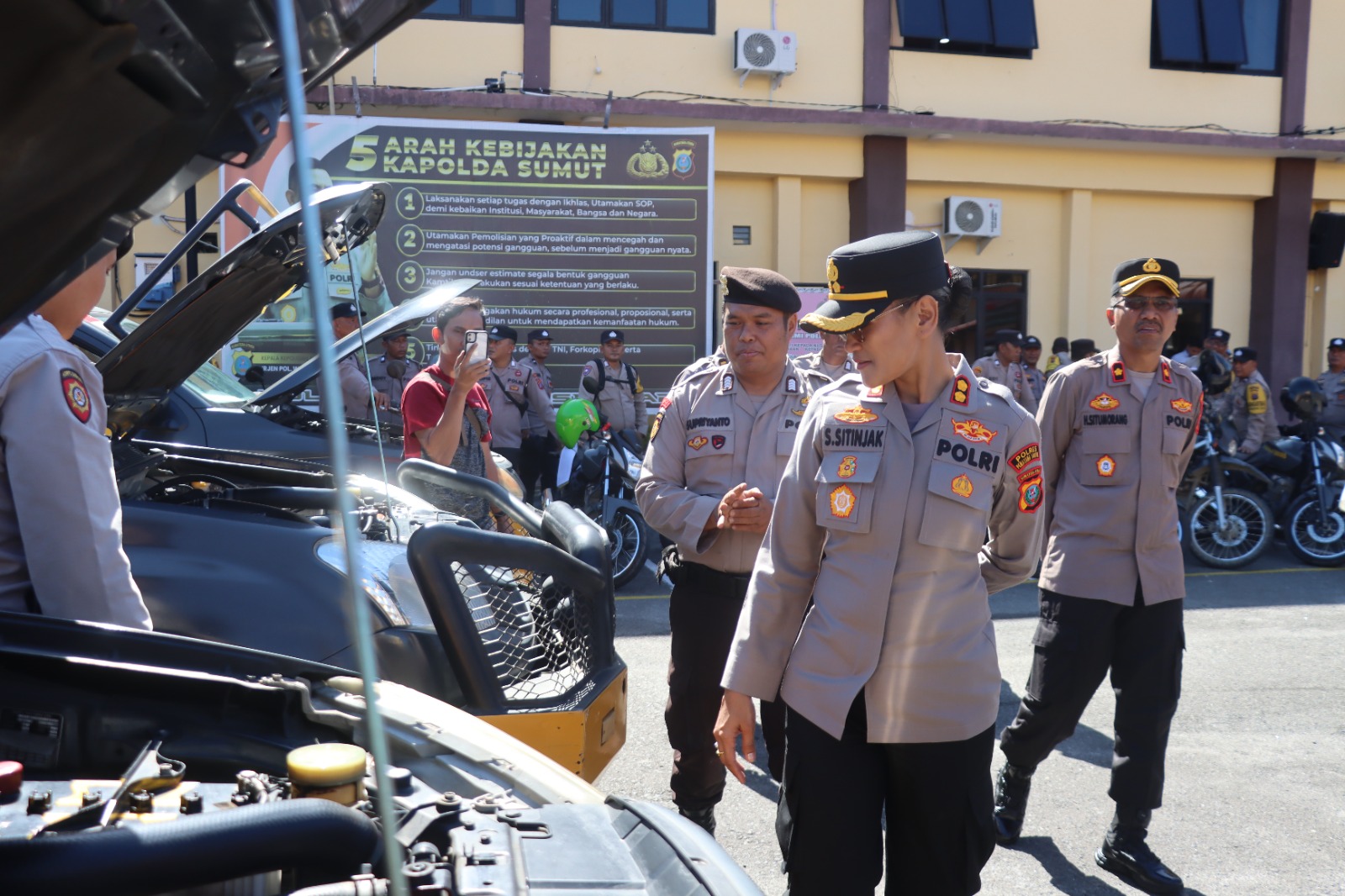 Kapolres Pematangsiantar Cek Fisik dan Administrasi Kendaraan Dinas