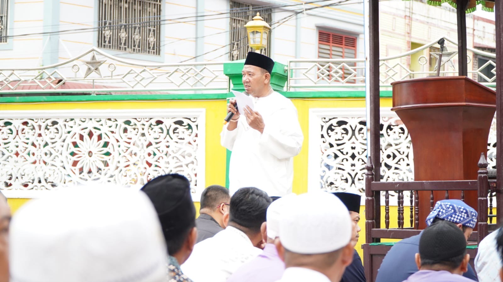 Presiden Prabowo Kirim Sapi 919 Kg ke Langkat, Bupati Syah Afandin Pimpin Pemotongan Kurban