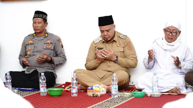 Wakil Bupati Syafrizal Lakukan Doa Bersama Kaum Sufi untuk Kemaslahatan Umat dan Keselamatan Negeri