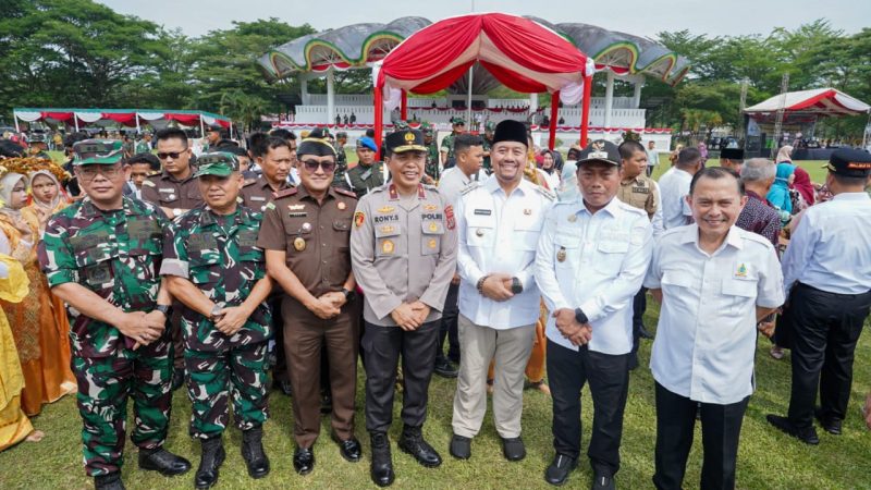 Bupati Baharuddin Siagian Hadiri Penutupan TMMD ke – 124 Tahun 2025