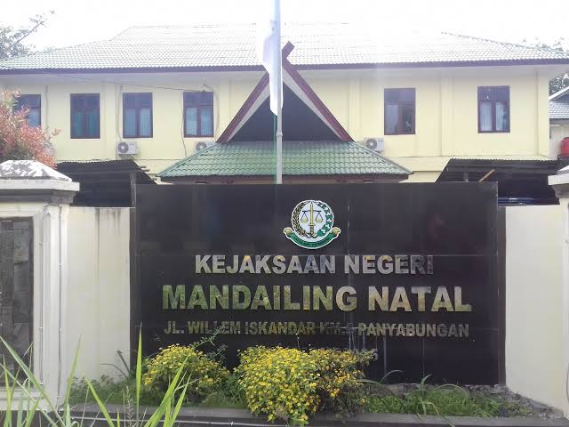 Ungkap Kasus Smart Village, Kejari Madina Harus Periksa Kepala Desa