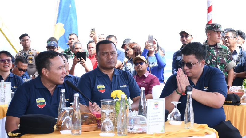 Sinergitas Memelihara Kelestarian Danau Toba, Bupati Samosir: Eceng Gondok dapat Menambah Mata Pencaharian Masyarakat