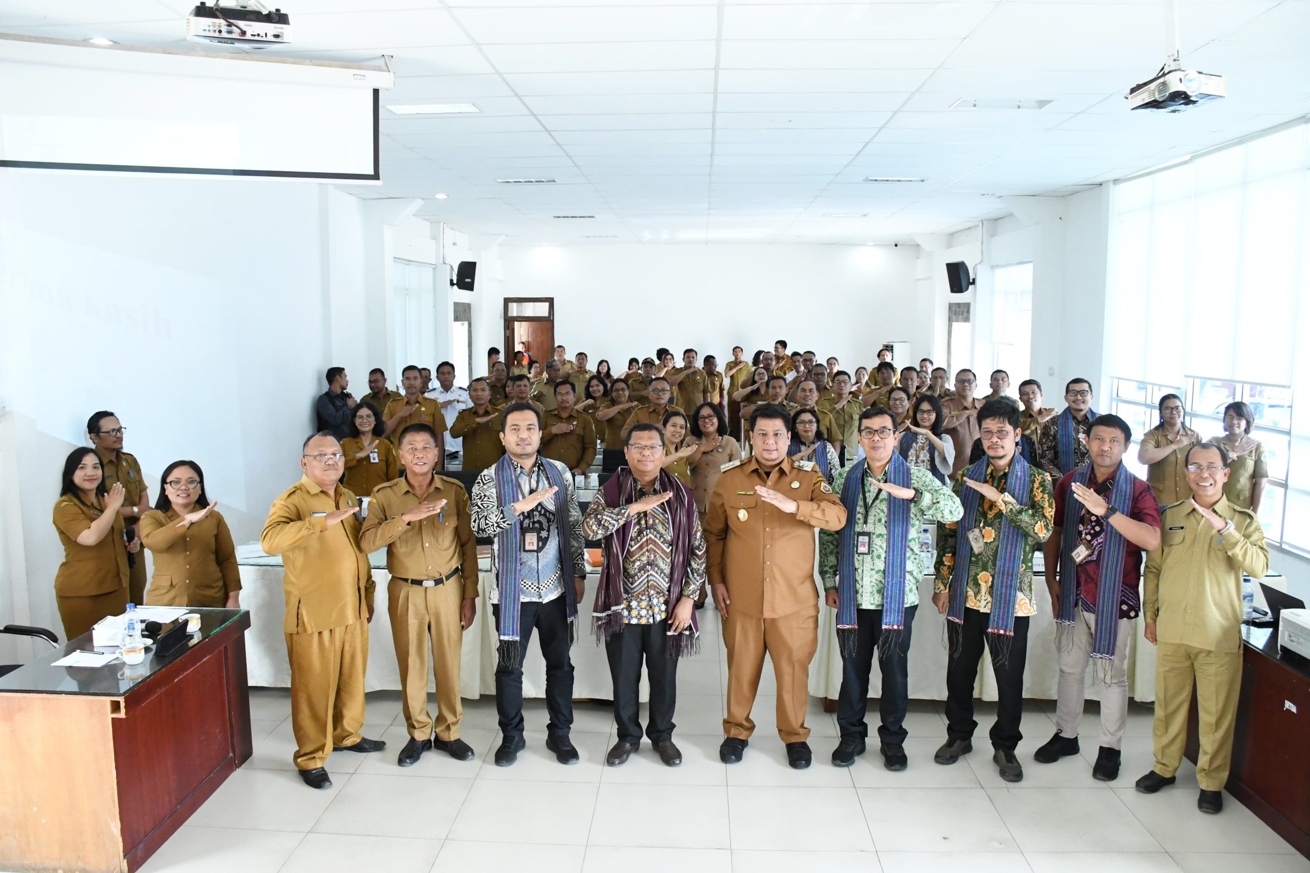 Sosialisasikan Peningkatan Tata Kelola Keuangan Daerah, Bupati Samosir Apresiasi Kehadiran Kepala Bpk Ri Perwakilan Sumut