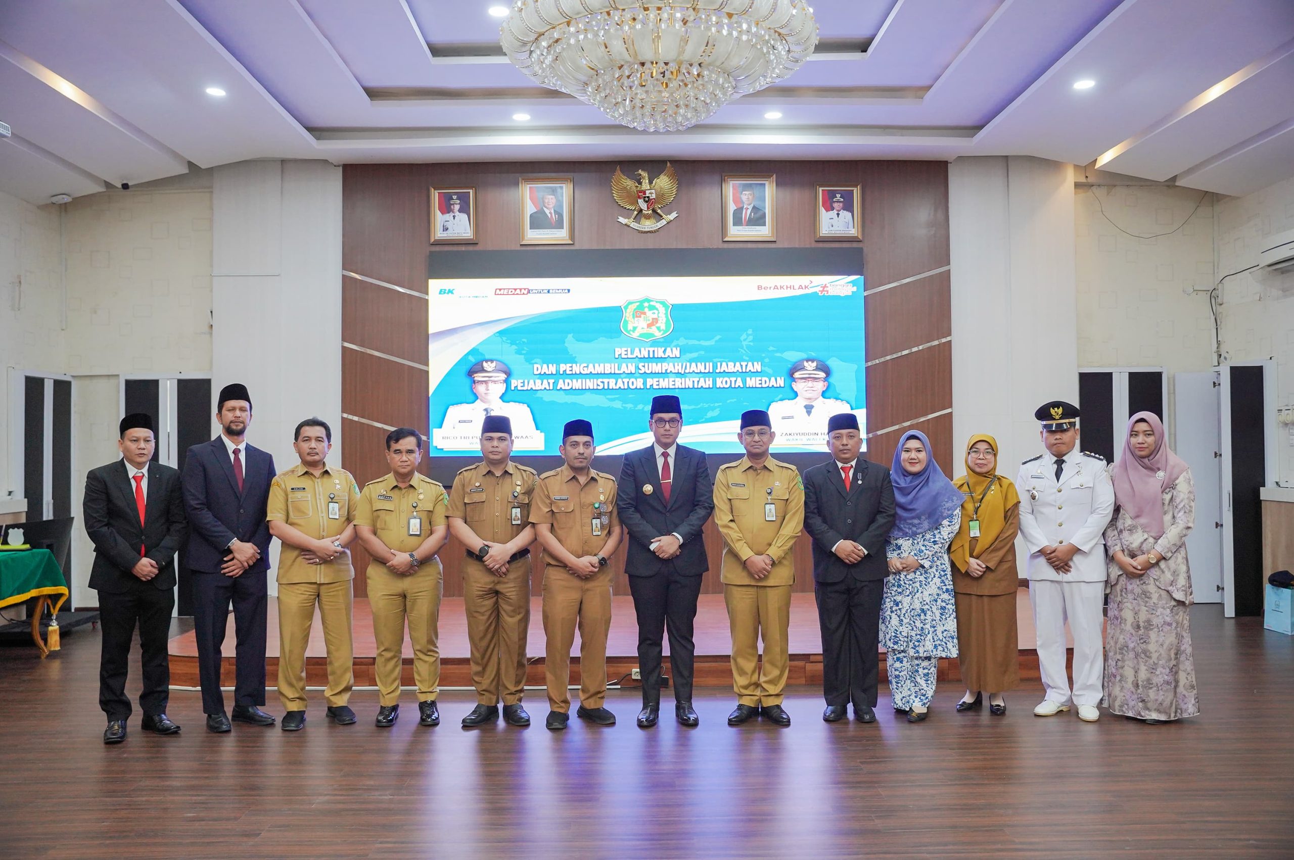 Kali Pertama, Rico Waas Lantik 4 Pejabat Administrator, Begini Pesannya