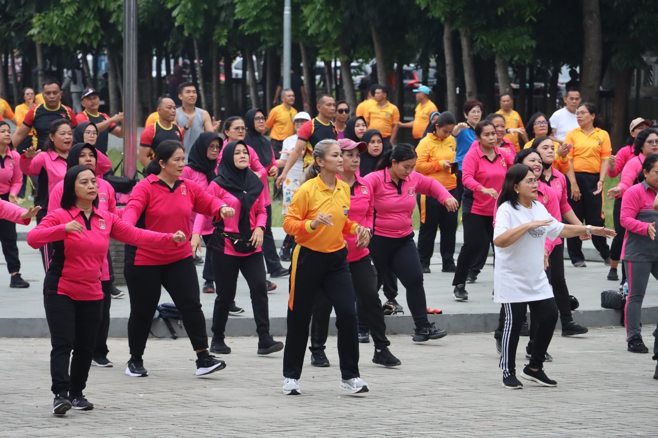 Sambut Hari Bhayangkara ke-79, Polres Pematangsiantar Gelar Olahraga Bersama TNI dan