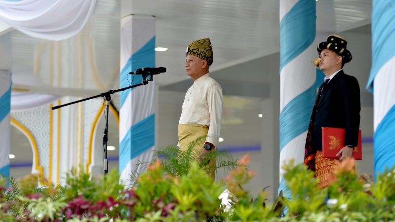 Wagub Surya Pimpin Peringatan Hardiknas 2025, Momentum Tingkatkan Komitmen untuk Pendidkan Bermutu