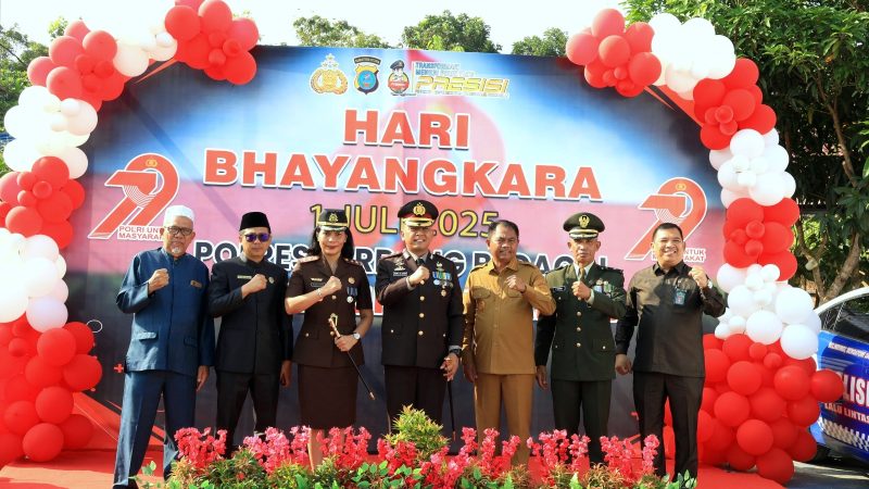Hadiri HUT Bhayangkara ke-79, Bupati Darma Wijaya Apresiasi Polres Sergai Dalam Melayani Masyarakat