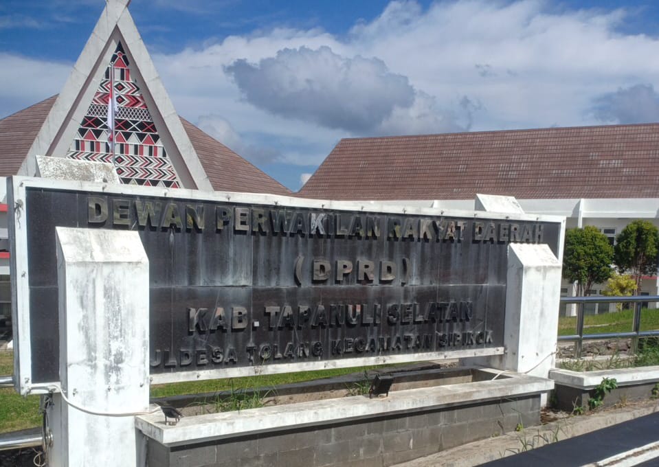 Kejaksaan Agung Diminta Periksa Perjalanan Dinas Sekretariat DPRD Tapsel senilai 8,3 Milyar Tahun 2024