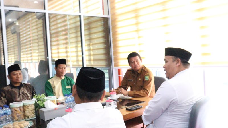 Wabup Inhu Terima Kunjungan dari Pengurus Pondok Pesantren