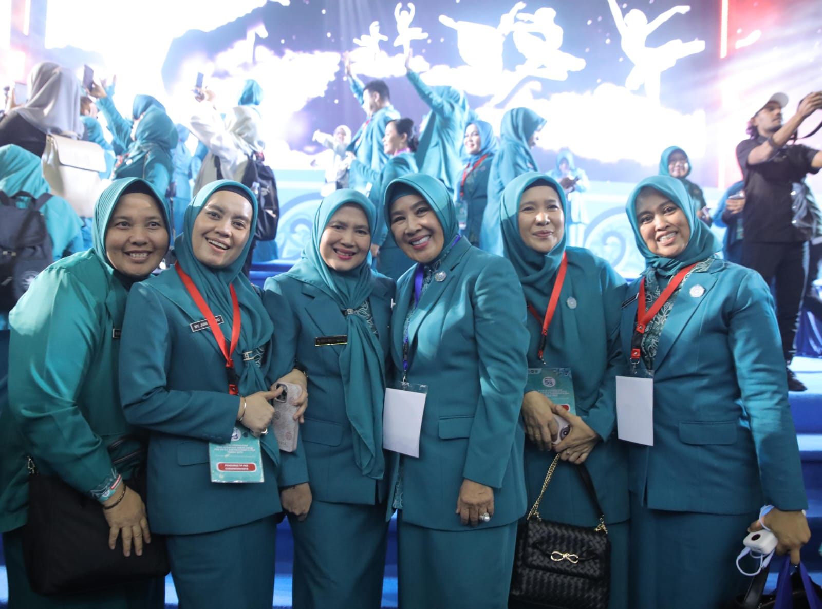 Ketua TPP PKK Kabupaten Asahan Ikuti Puncak Peringatan Hari Kesatuan Gerak (HKG) ke-53 Pemberdayaan Kesejahteraan Keluarga (PKK)