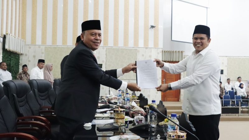 Wabup Adlin Sampaikan Nota Pengantar Laporan Pertanggungjawaban APBD Sergai TA 2024