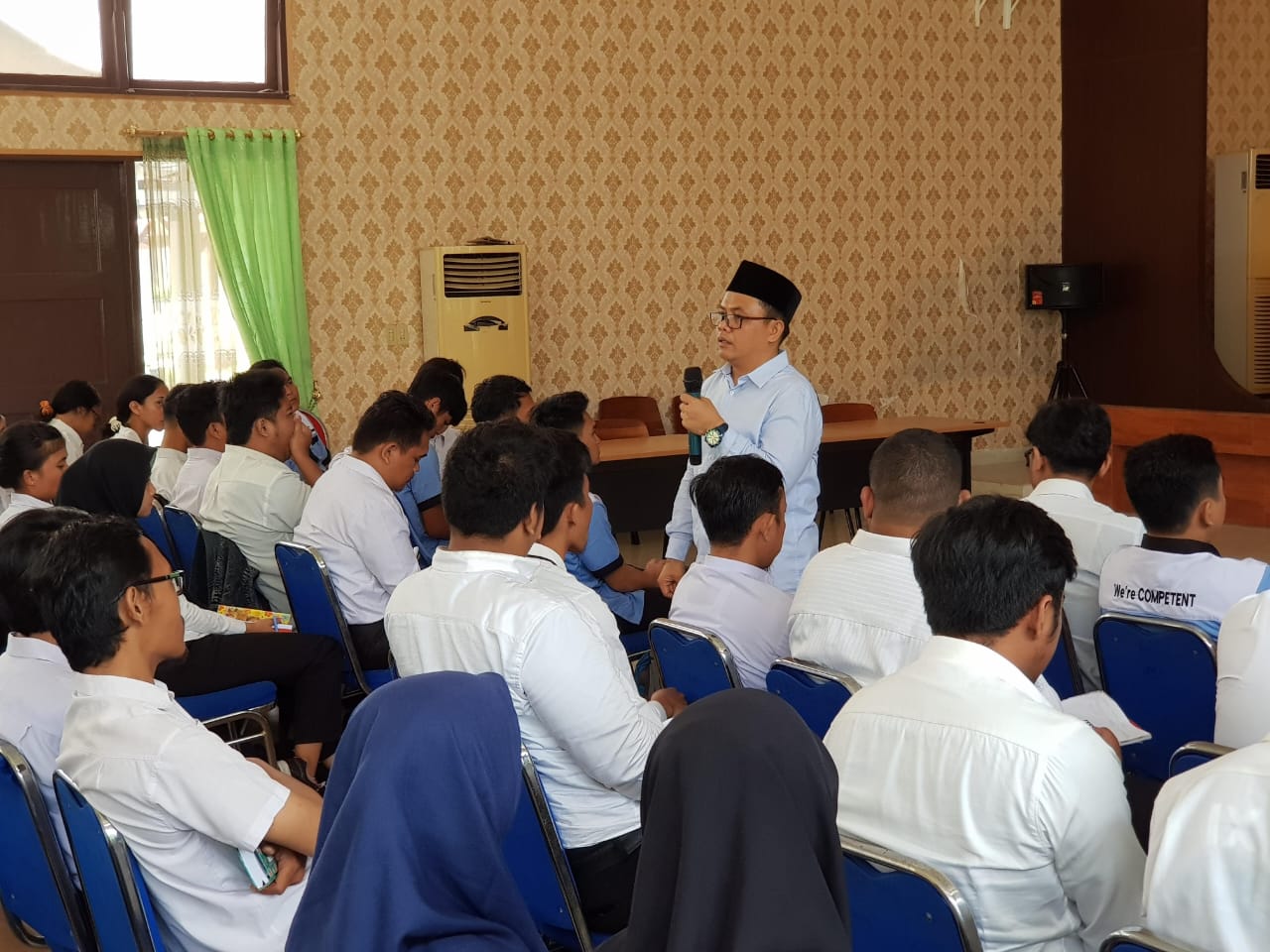 Menyatukan ‘Kacamata’ Guru/Ustadz/Kyai dan Wali Santri dalam Ruang Kelas
