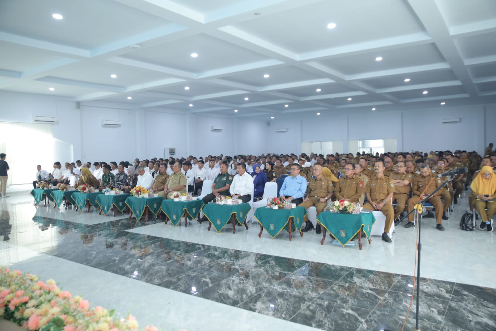 Bupati Asahan Ikuti Peluncuran Kelembagaan 80.000 Koperasi Merah Putih