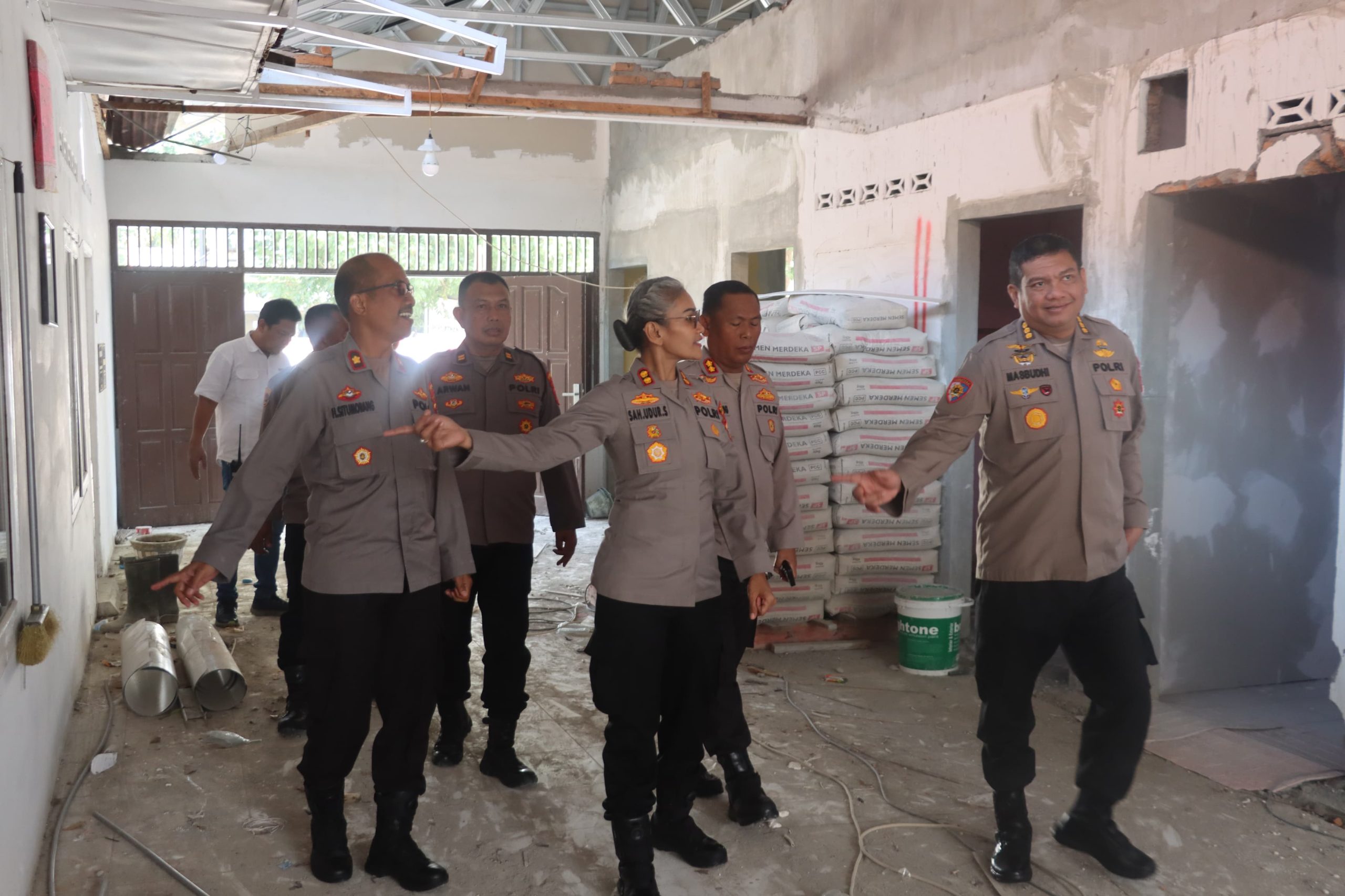 Kapolres AKBP Sah Udur Sitinjak Sambut Irwasda Polda Sumut Cek SPPG Polres Pematangsiantar