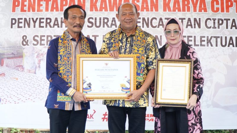 Syah Afandin Terima Sertifikat KIK, Kukuhkan Kampung Batik Brandan sebagai Kawasan Karya Cipta