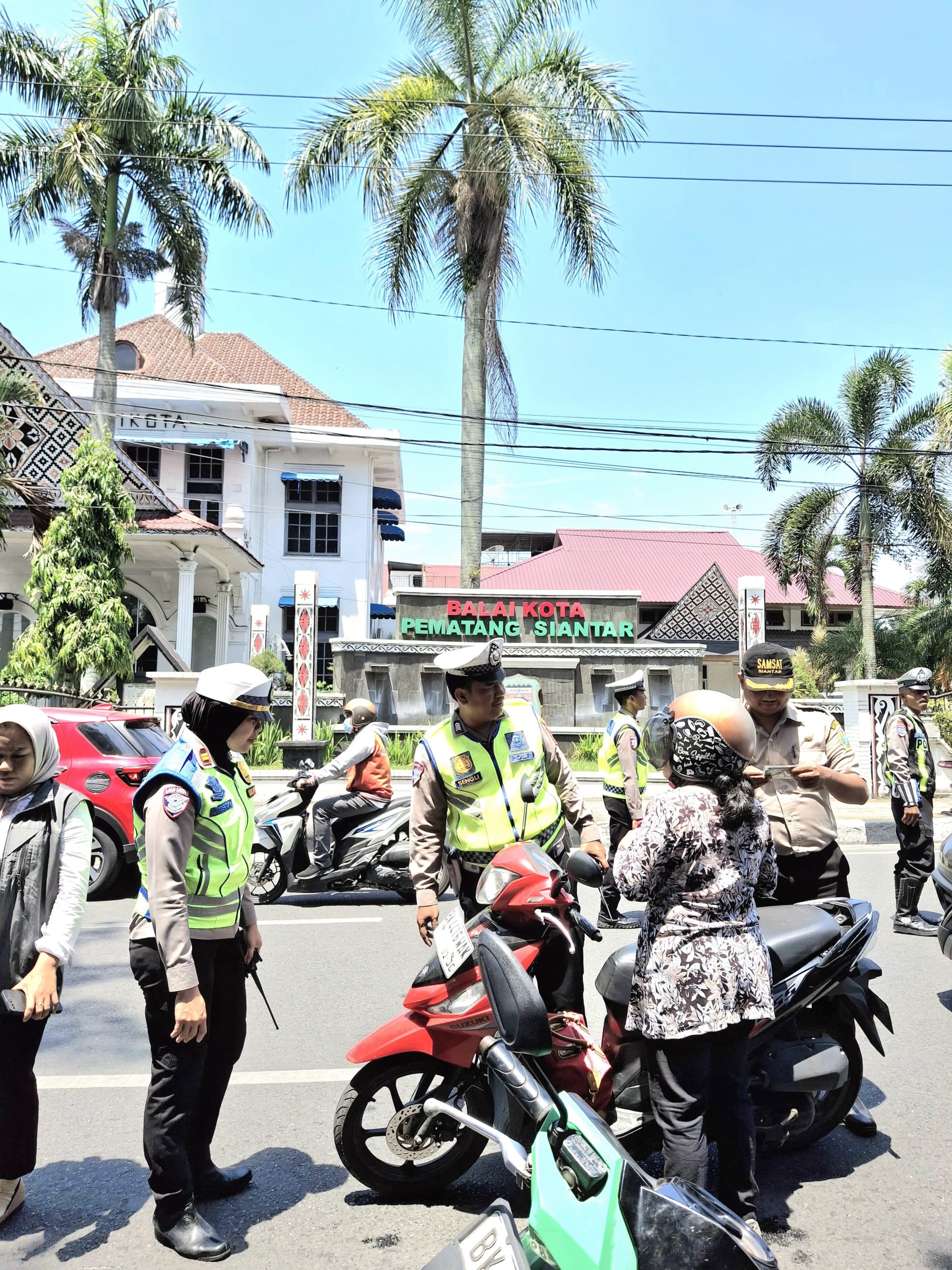 Sat Lantas Polres Pematangsiantar Bersama KUPT Gelar Razia Gabungan Pajak Kendaraan Bermotor