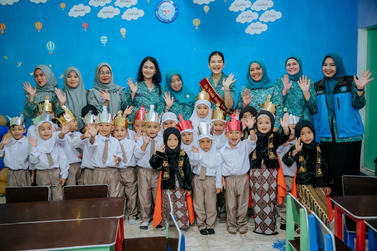 Kejar Ketercapaian ZeroDose di Sumut, Ketua PKK Sumut Kunjungi Dua Posyandu di Langkat