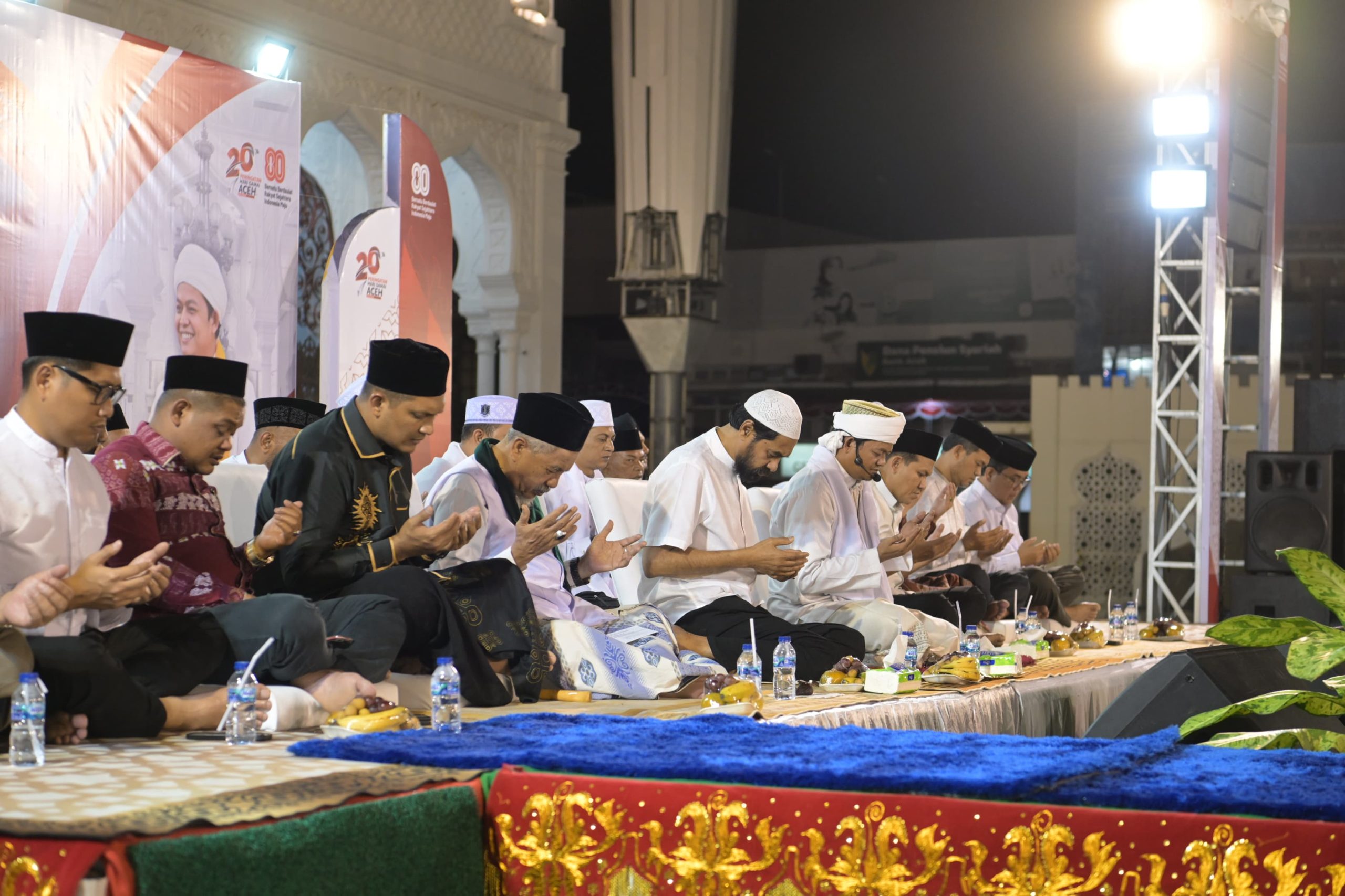 Kenang 20 Tahun Perdamaian, Aceh Gelar Zikir Akbar di Baiturrahman