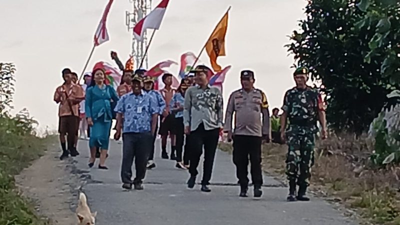 Jelang Hari Kemerdekaan RI, Kegiatan Pawai Obor di Desa Aekraja Diiringi 3 Marching Band