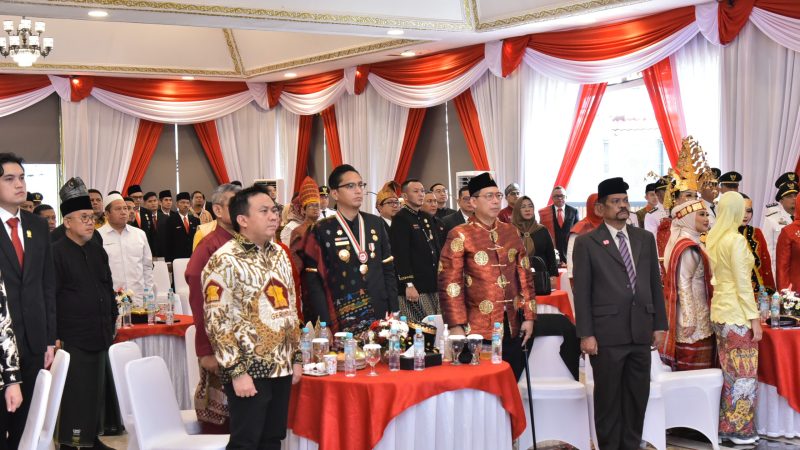 Ketua DPRD Bersama Walikota Medan Nobar Upacara Detik-Detik Proklamasi di Rumah Dinas Walikota