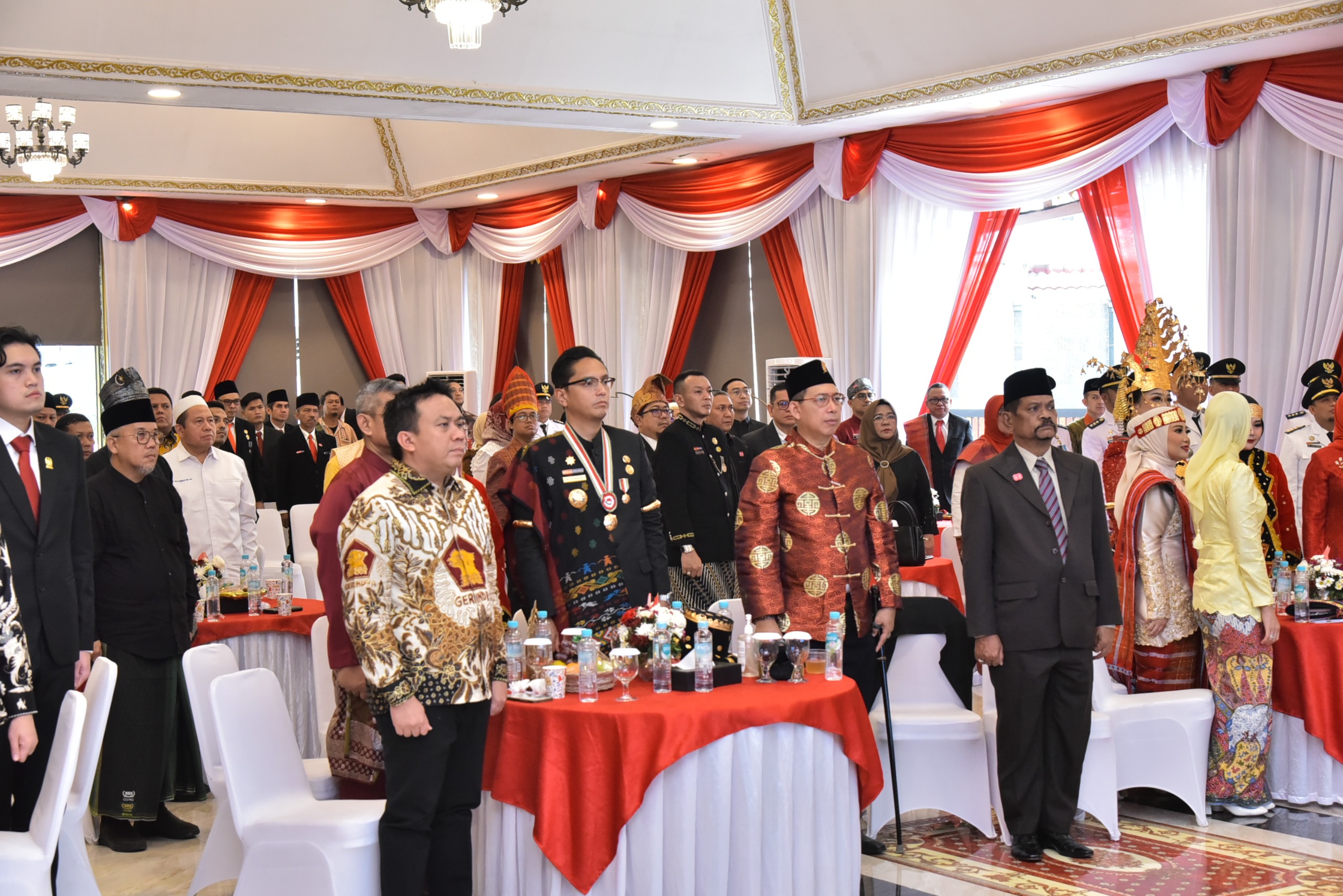 Ketua DPRD Bersama Walikota Medan Nobar Upacara Detik-Detik Proklamasi di Rumah Dinas Walikota