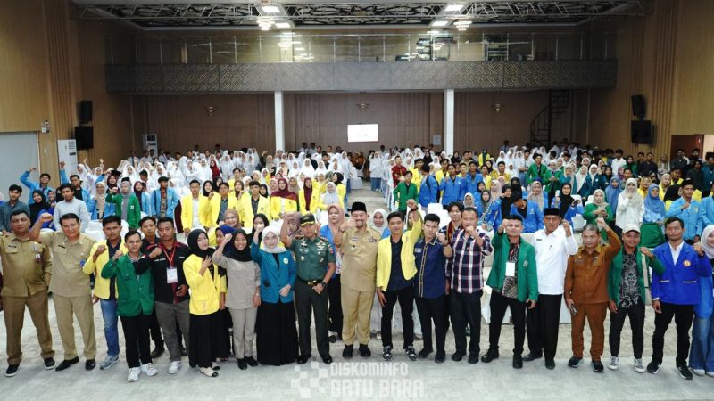 Bupati Baharuddin Siagian Hadiri Dialog Publik dengan Mahasiswa, Sinergitas antara Pemkab dan Mahasiswa Sangat Penting