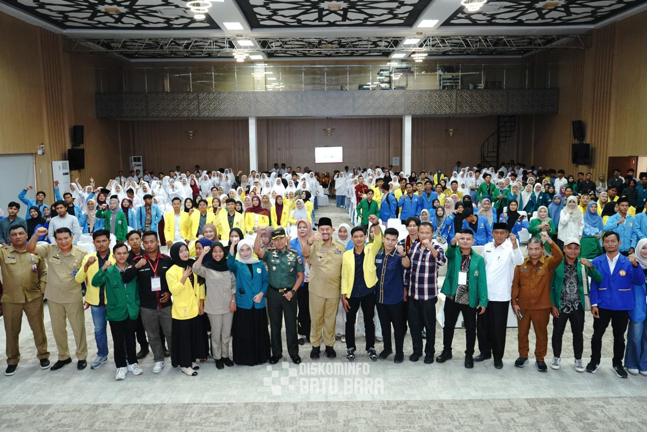 Bupati Baharuddin Siagian Hadiri Dialog Publik dengan Mahasiswa, Sinergitas antara Pemkab dan Mahasiswa Sangat Penting
