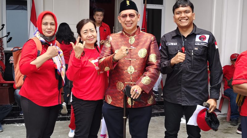 Semarakkan Kemerdekaan RI ke 80, Ketua DPRD Medan Kunjungi Kantor DPC PDI Perjuangan dan Berbaur Bersama Kader