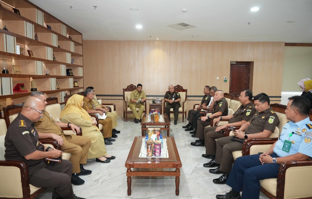 Gubernur Bobby Nasution dan Kajati Sumut Bahas Program Restorative Justice