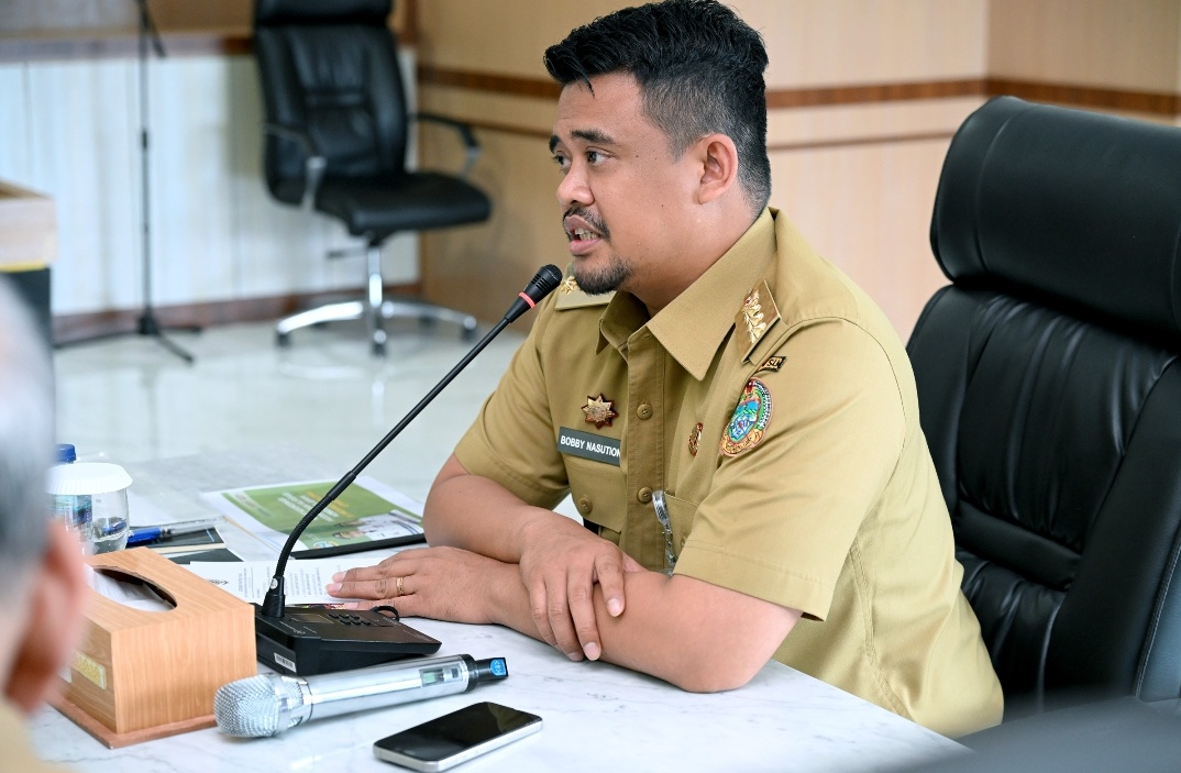 Serius Tangani Hama Lalat Buah,  Gubernur Bobby Nasution Tekankan Tiga Hal Ini